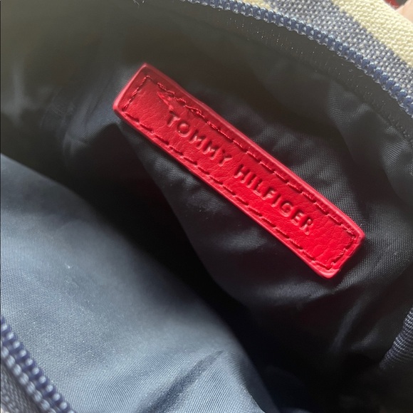 Tommy Hilfiger Navy and Cream Striped Backpack - Picture 3 of 4